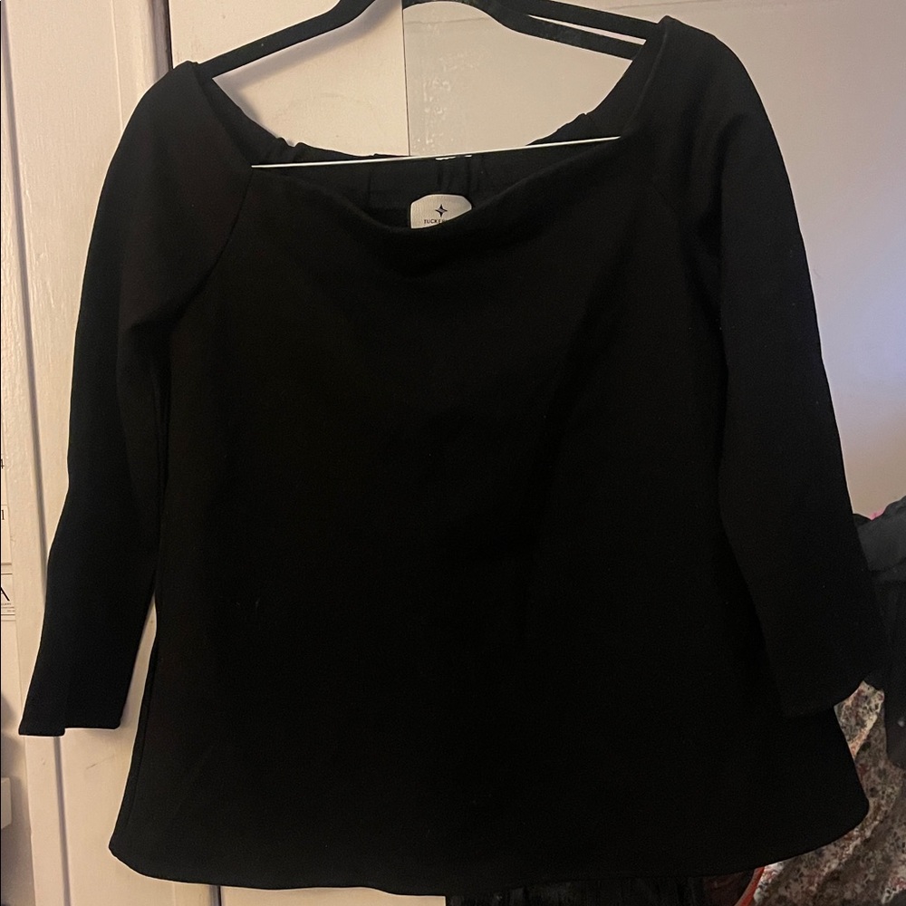 Tuckernuc:  Gorgeous Miranda,black off the shoulder blouse - Picture 4 of 11